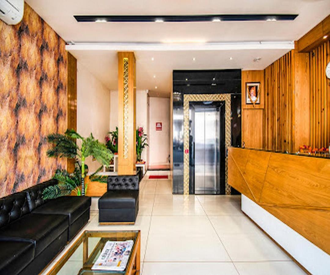 Cherrystay Kiran Inn Indore Exterior foto